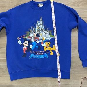 Walt Disney World, blue vintage crewneck sweatshirt, men’s medium